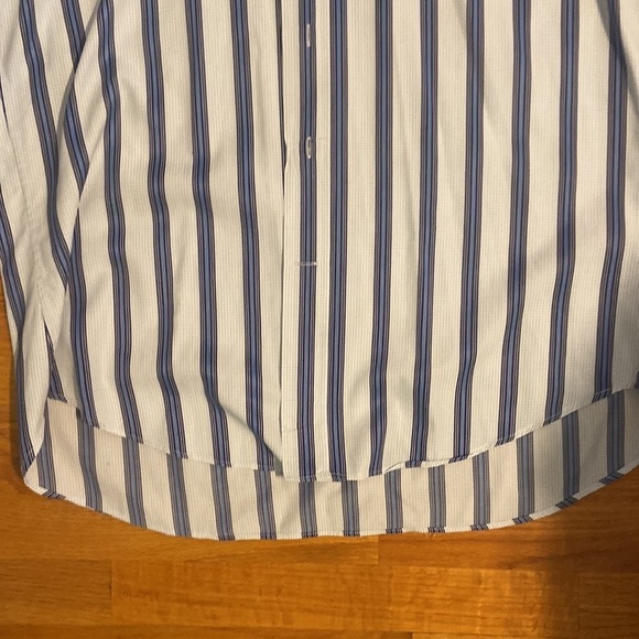 Men’s Etro Button Down shirt. Size 42 - Picture 3 of 5